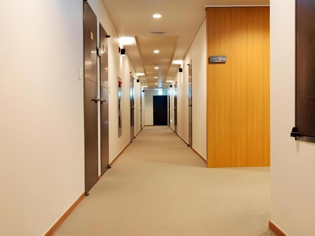 Ewha Hotel Чечжу Екстер'єр фото