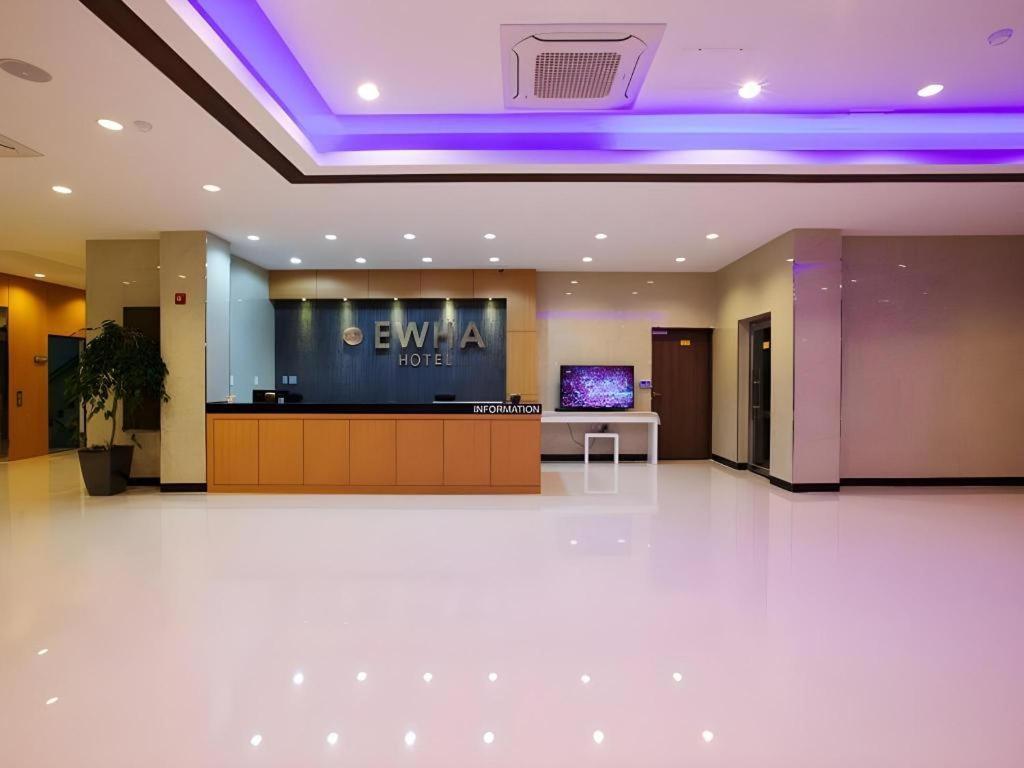 Ewha Hotel Чечжу Екстер'єр фото
